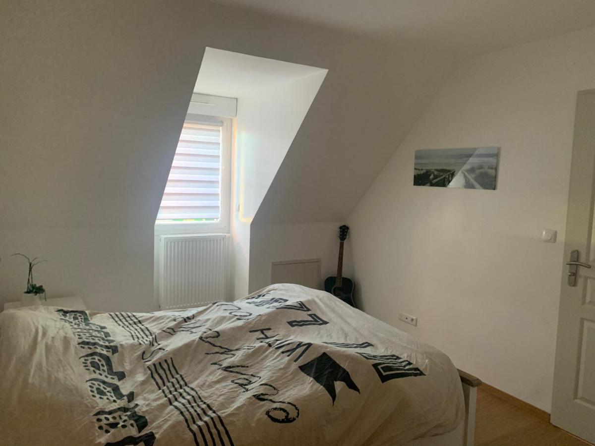 Maison Individuelle, Campagne, 3 Chambres, Baignoire Balneo 2 Places Genech Exterior photo