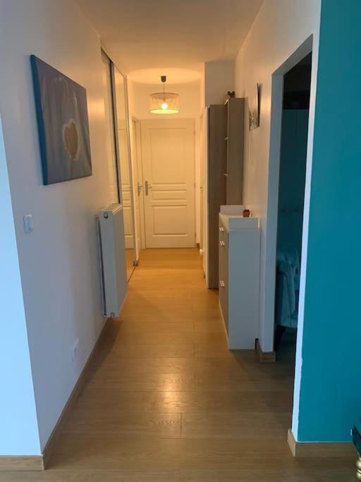 Maison Individuelle, Campagne, 3 Chambres, Baignoire Balneo 2 Places Genech Exterior photo