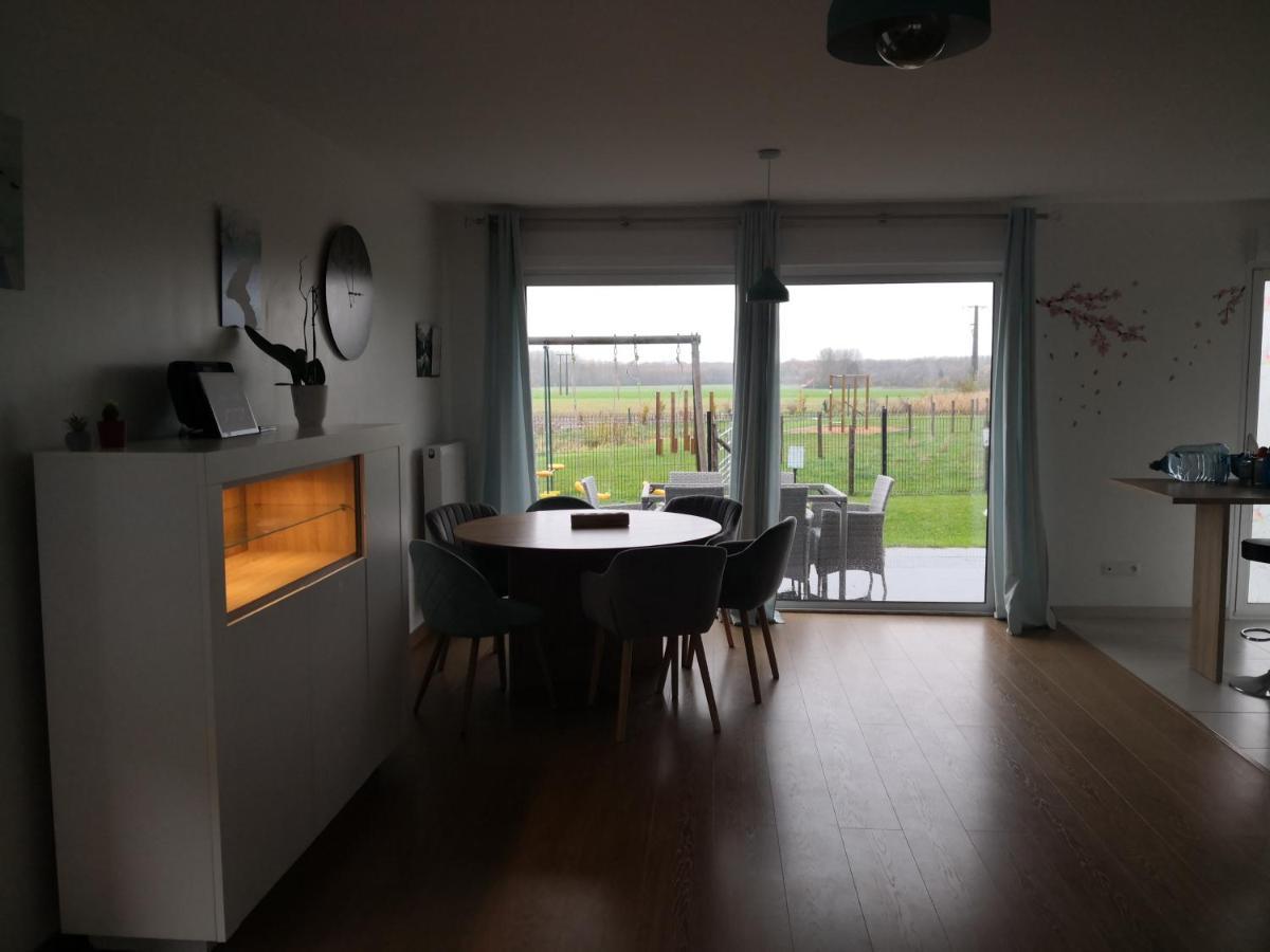 Maison Individuelle, Campagne, 3 Chambres, Baignoire Balneo 2 Places Genech Exterior photo